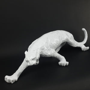 HCHD9939 - L White Crawling Panther
