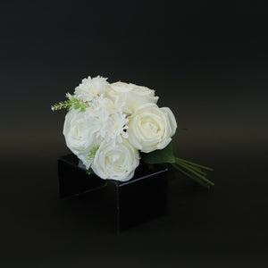 HCFL8365 - White Rose/Daisy Bq