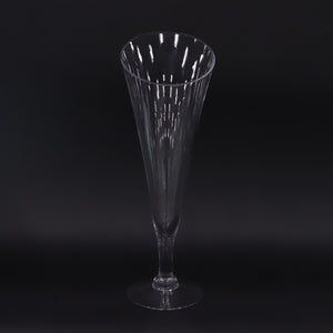 HCGL6165 - Triangle Glass Vase