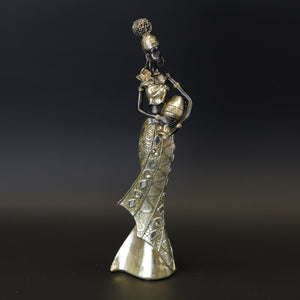 HCHD7760 - Gold Lady with Right Basket