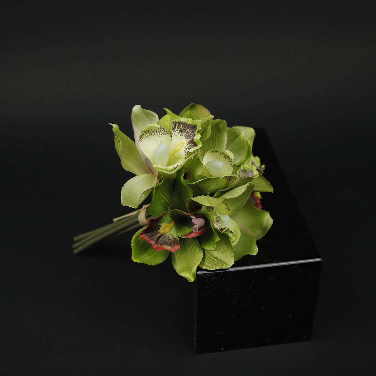 HCFL9820 - Olive Cymbidium Orchid Bq