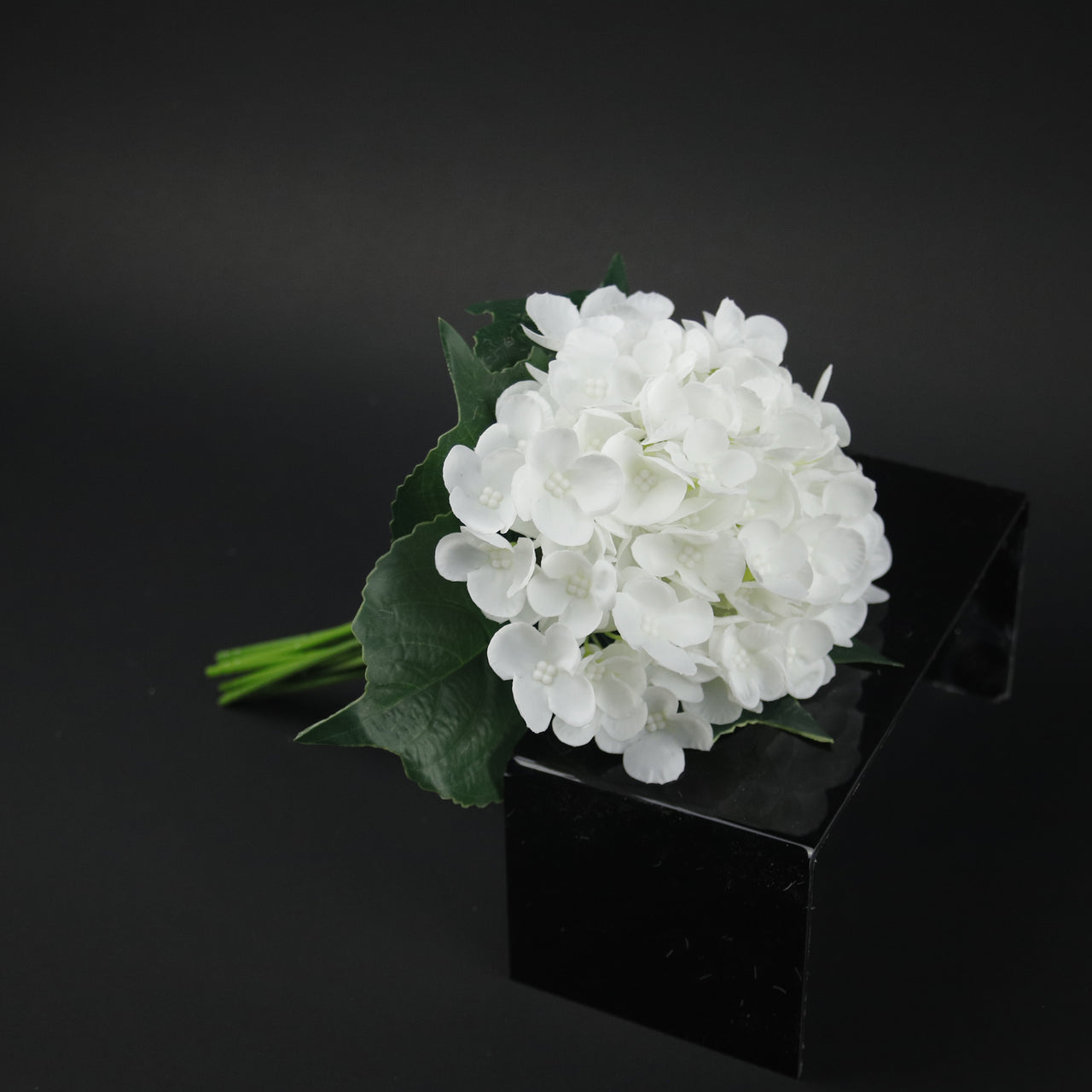 HCFL9839 - White French Hydrangea Bq