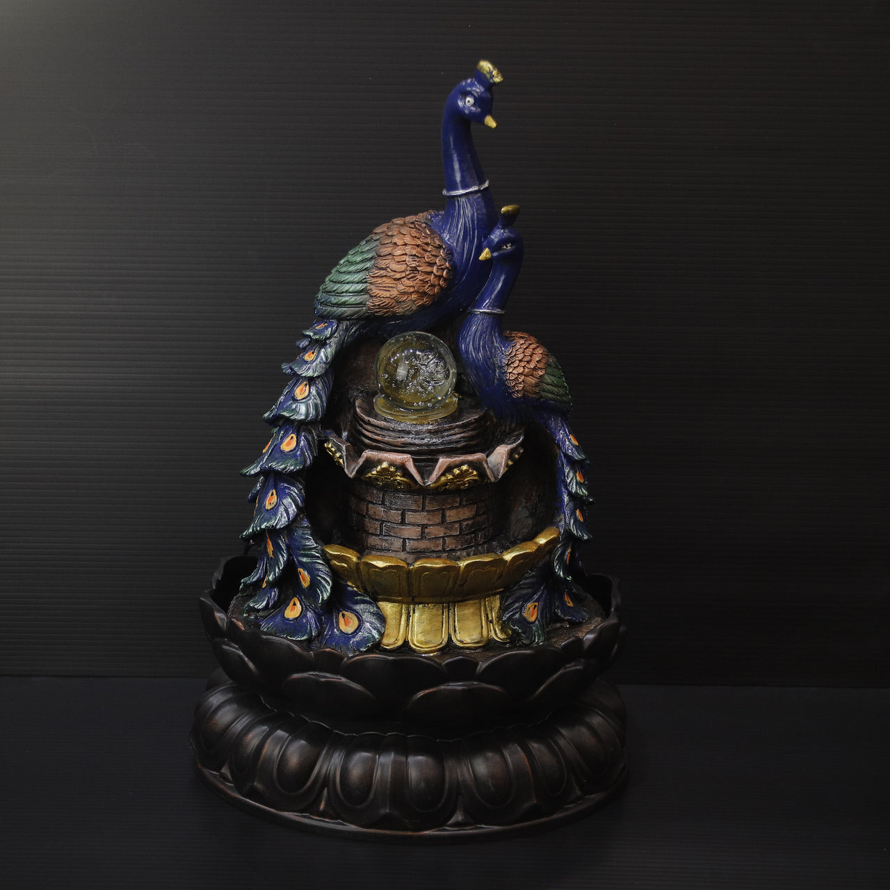 HCFT9952 - Peacock Fountain