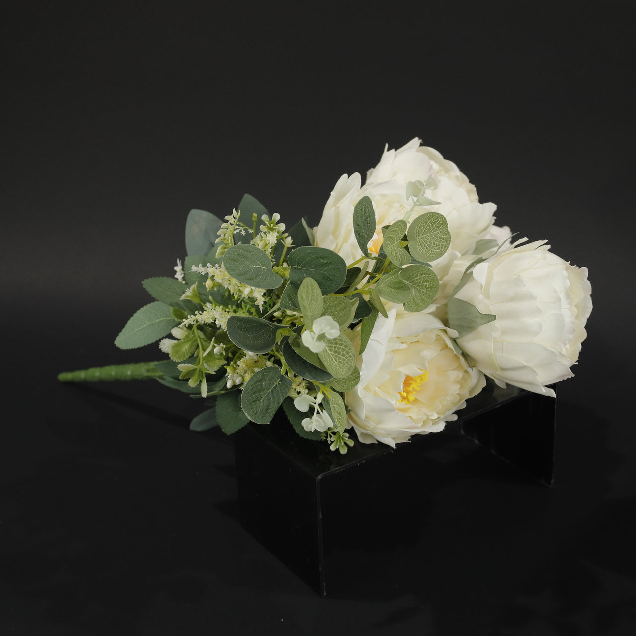 HFL10347 - Cream Tree Peony Bq