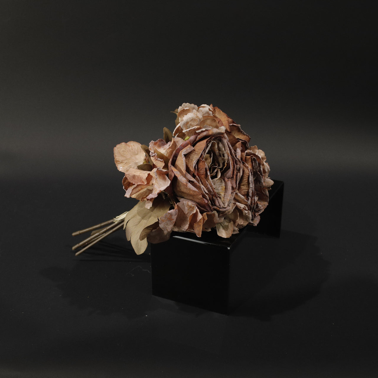 HFL10842 - Chocolate Loki Rose/Hydrangea Bq