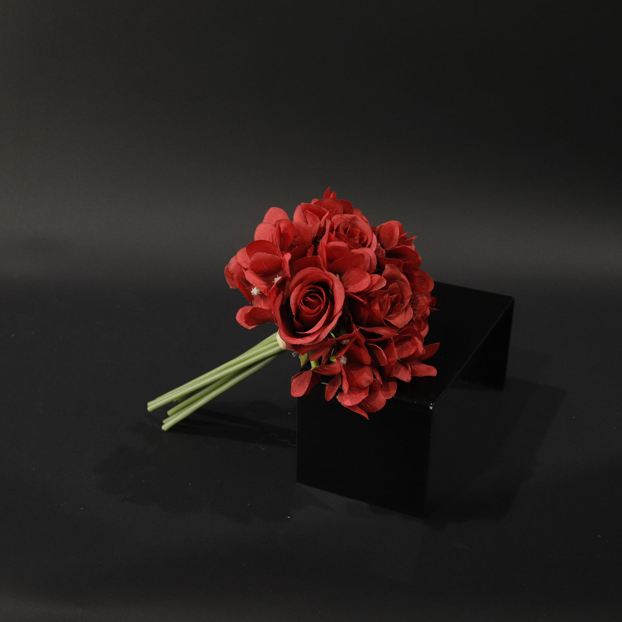 HFL11143 - Mini Red Rose/Hydra Bq