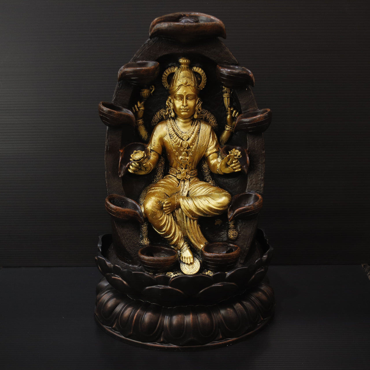 HFT10541 - Shiba Fountain