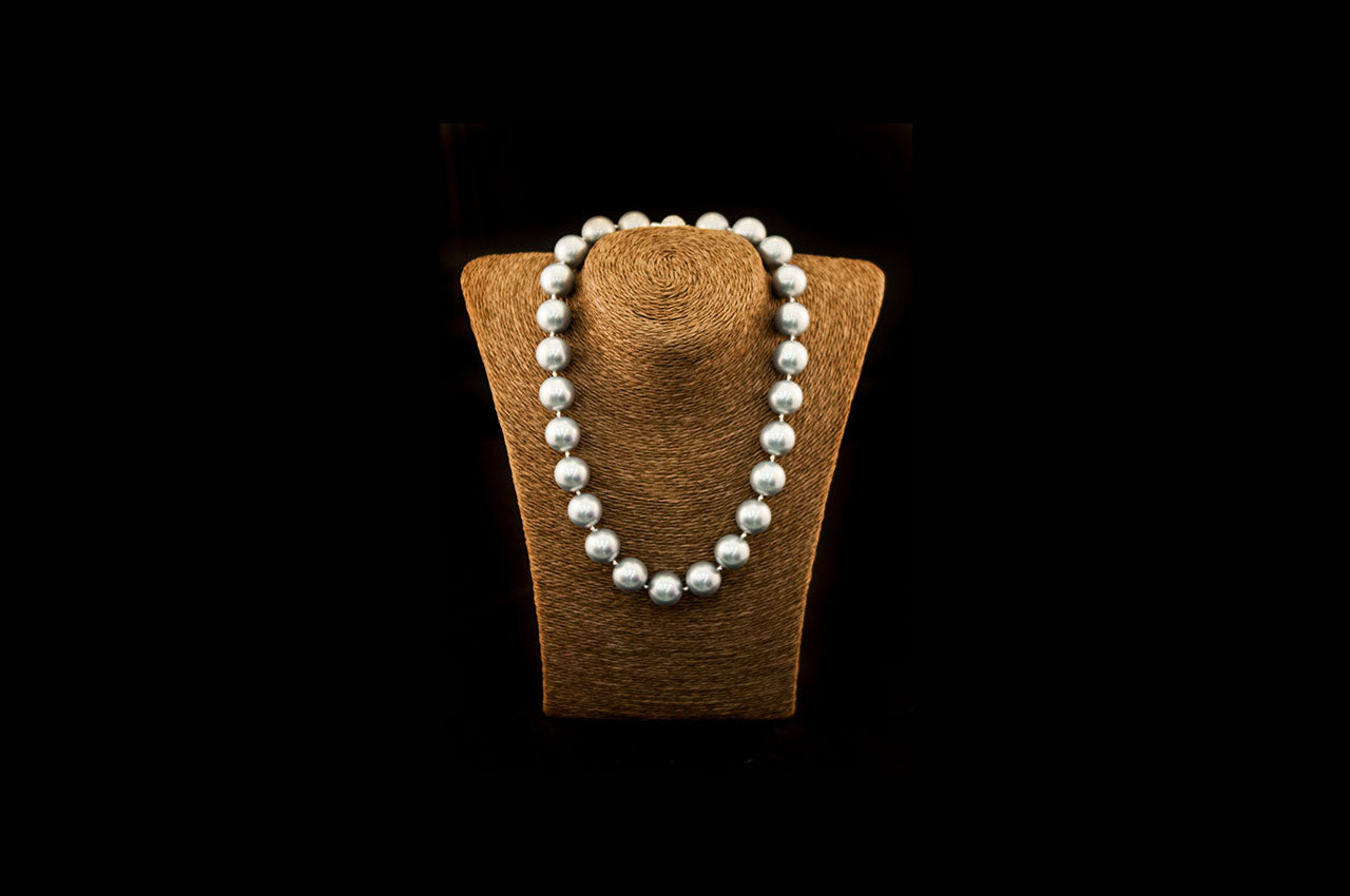 6600NE057 - Grey Crushed Pearl Necklace