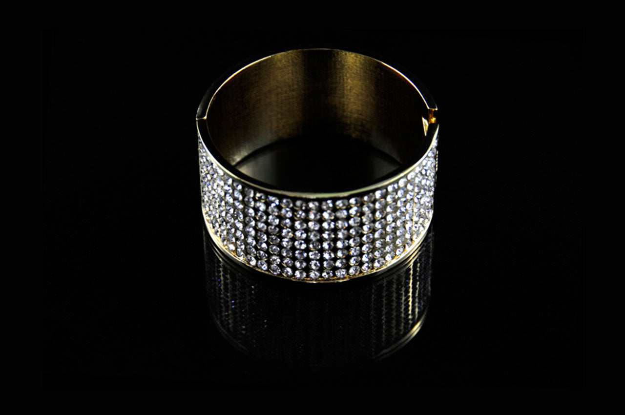 CDBR1499 - Gold Bangle Bracelet