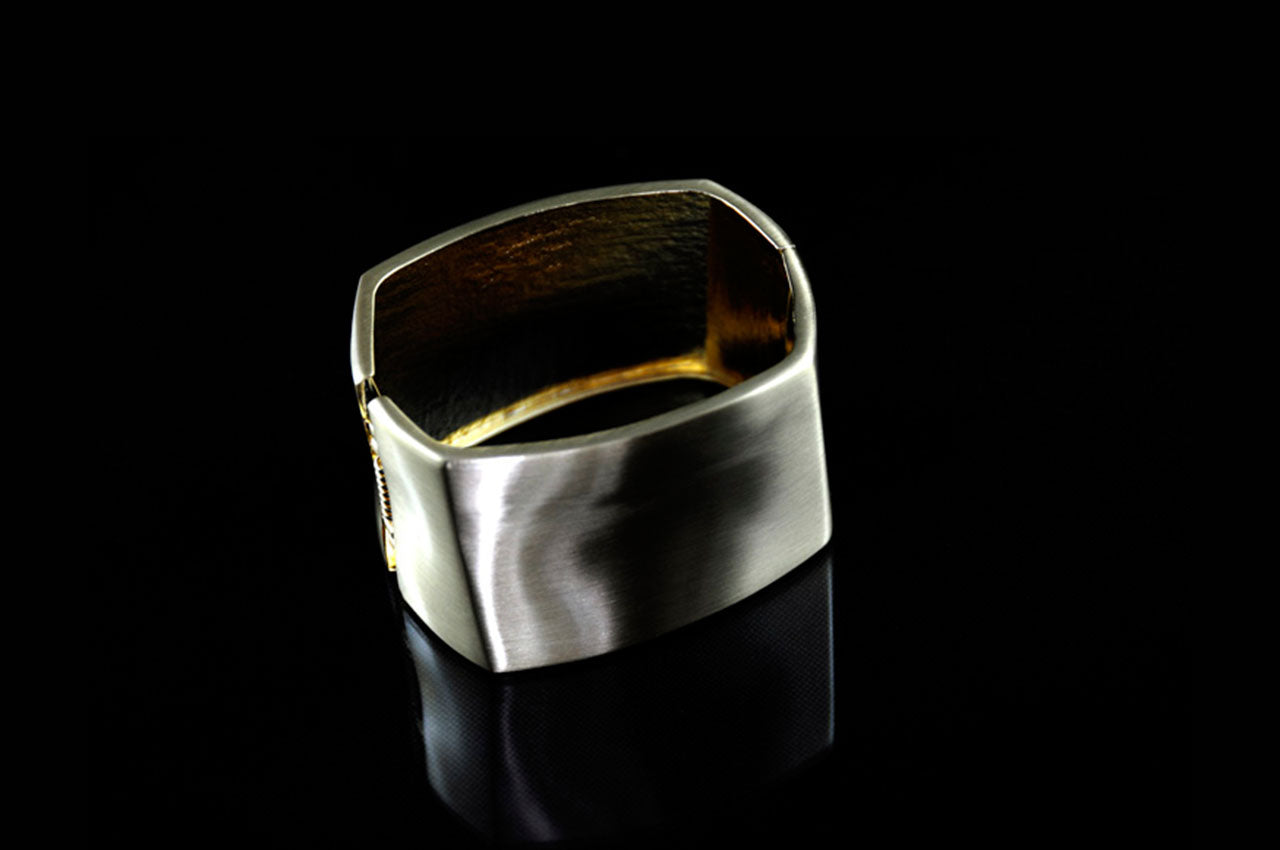 CDBR1543 - Silver Bangle Bracelet