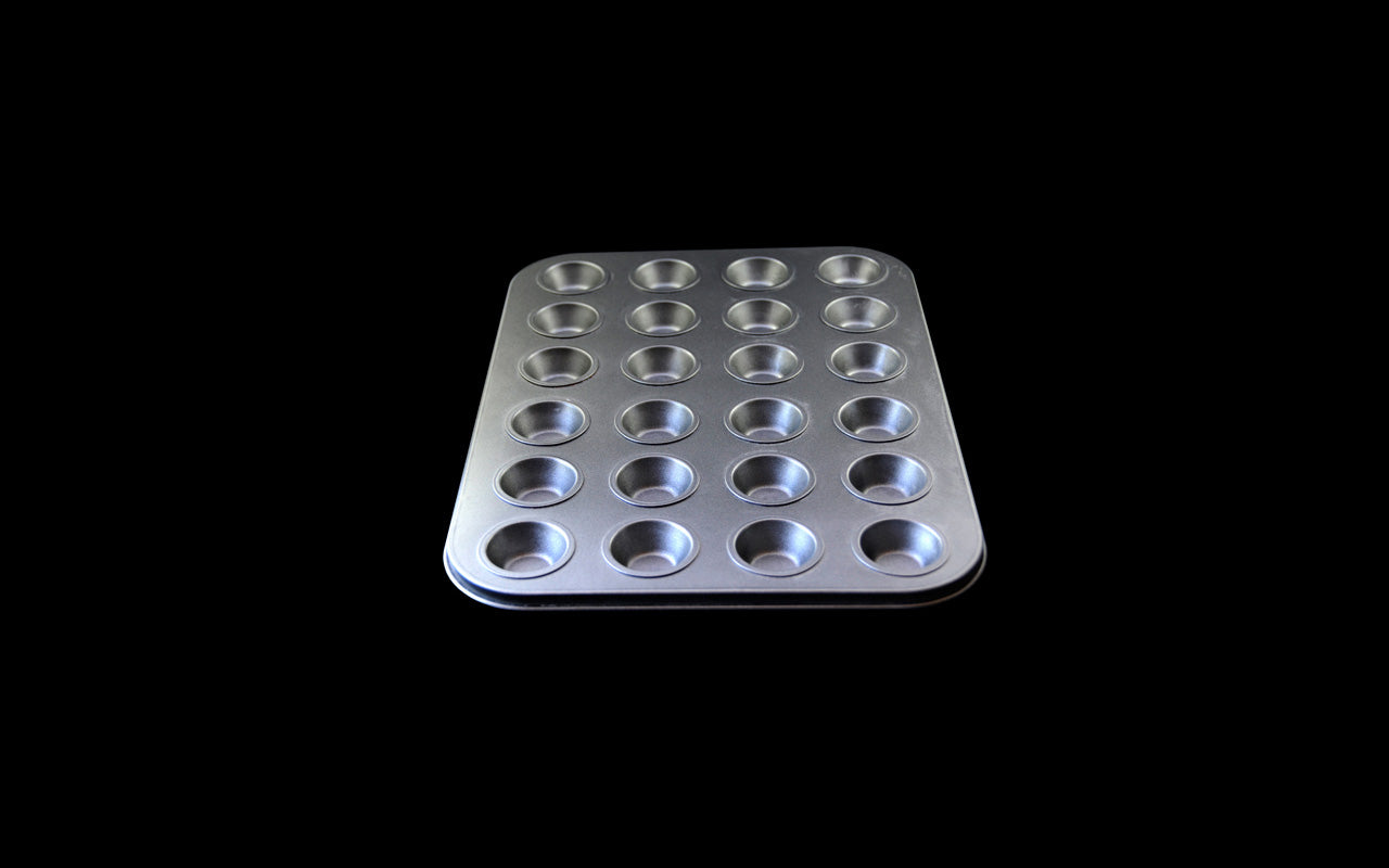 HCBE4138 - Muffin Tin - Small