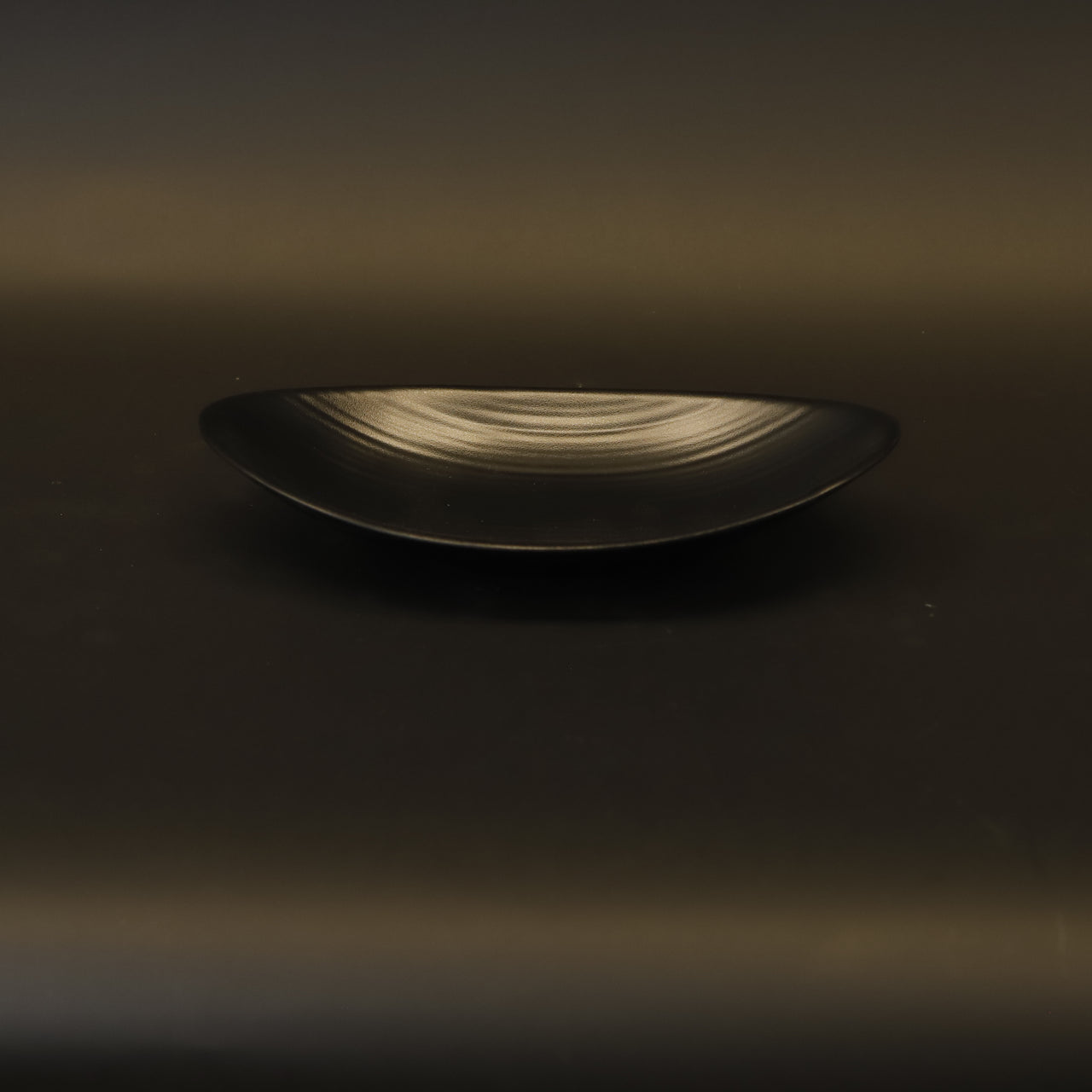 HCCH8723 - Black Melamine Platter