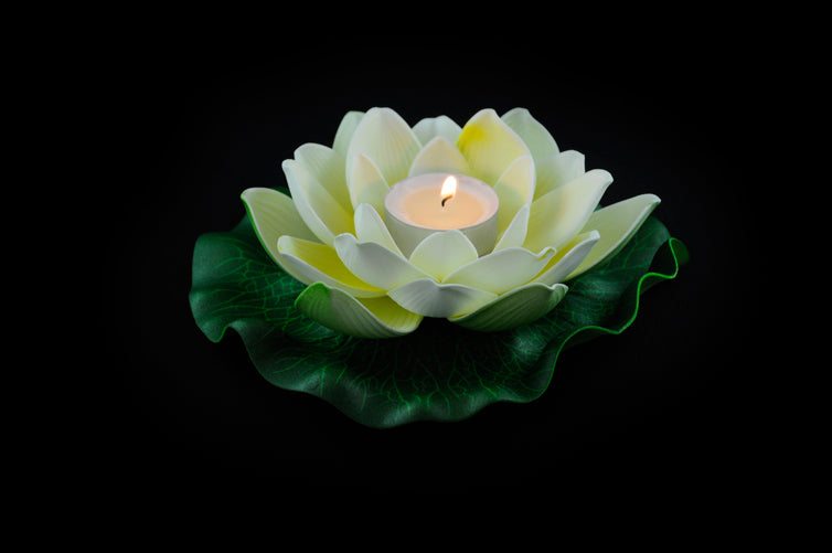 HCFL4458 - Cream Floating Candle