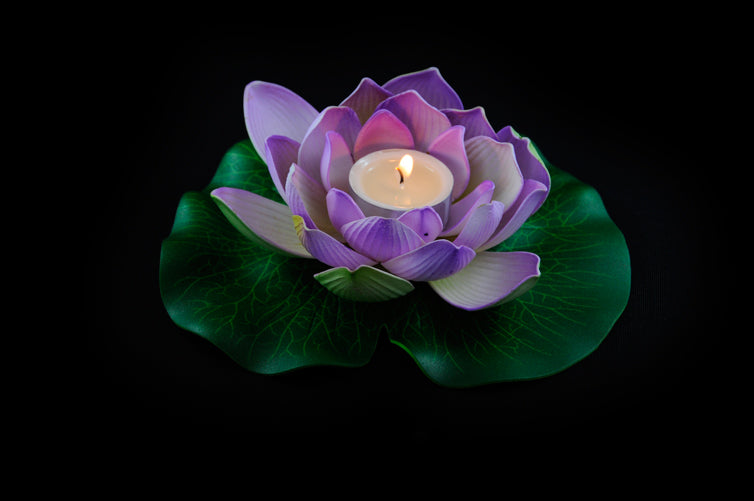 HCFL4462 - Mauve Floating Candle