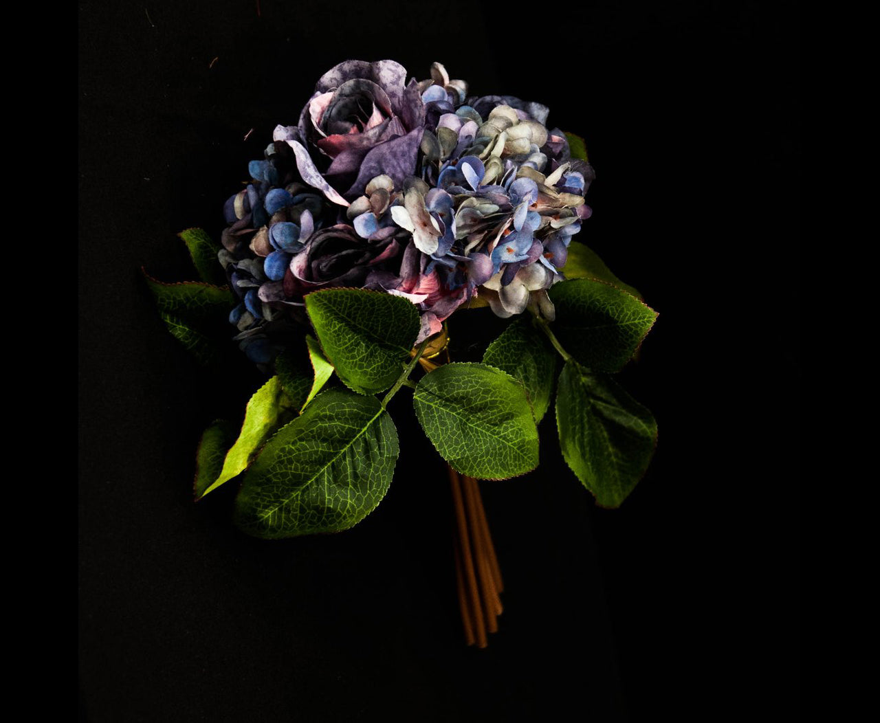 HCFL5280 - Blue Rose/Hydra Bouquet