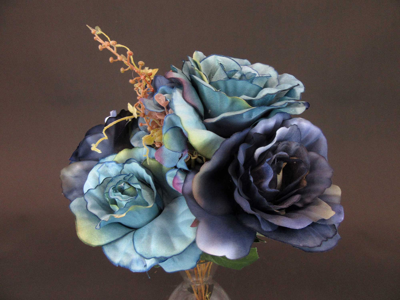 HCFL5924 - Mixed Blue Rose/Hydra Bouquet