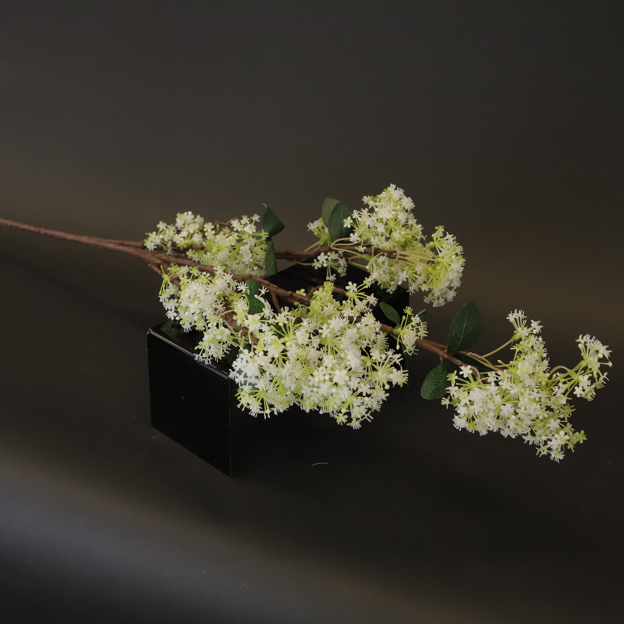 HCFL8425 - LS White Wildflower