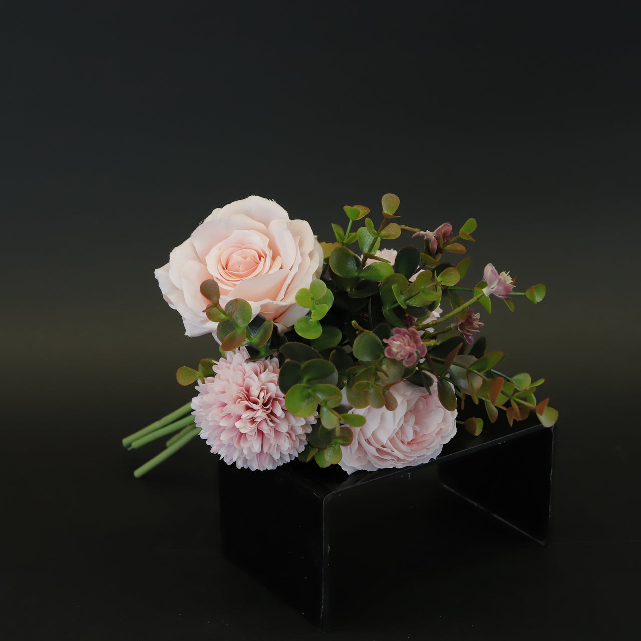 HCFL8598 - Soft Pink Mum/Rose Bq
