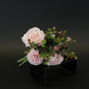 HCFL8598 - Soft Pink Mum/Rose Bq
