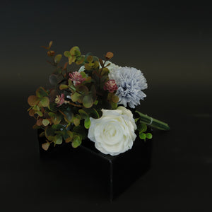 HCFL8619 - White/Green Mixed Peony Bq