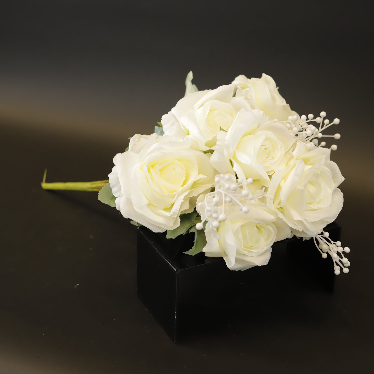 HCFL9154 - White Rose/Baby's Breath Bq