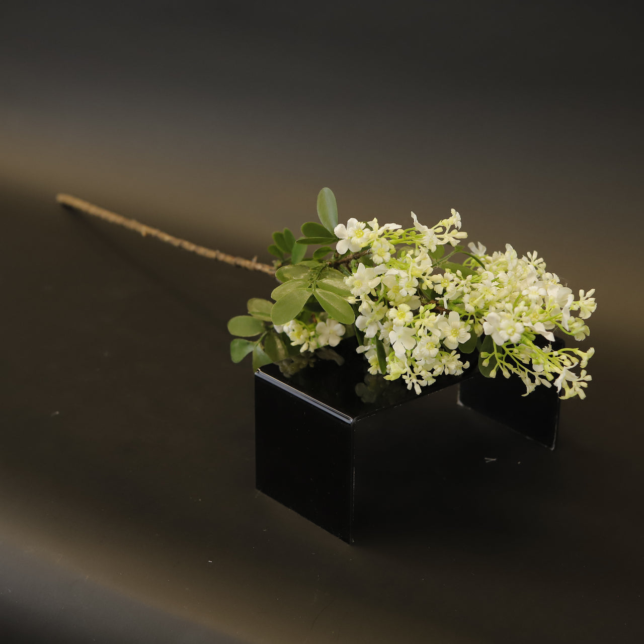 HCFL9178 - LS White Cerastium