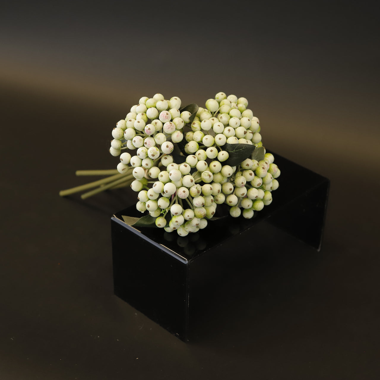 HCFL9354 - Green Berry Bq