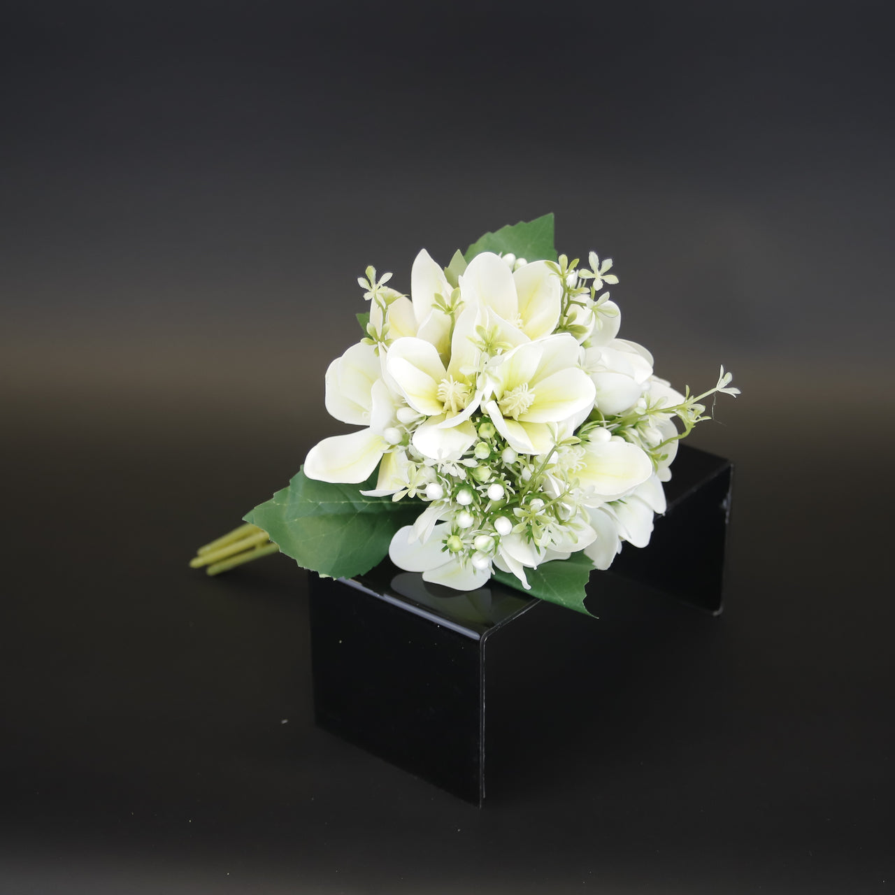 HCFL9739 - White Starflower Bq