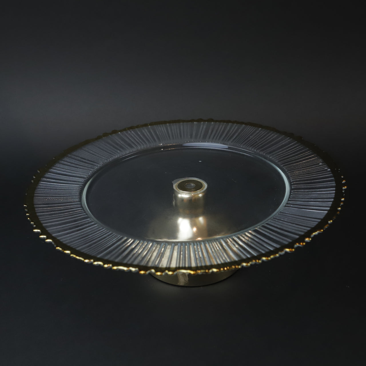 HCGL6760 - Gold Rimmed Pedestal Plate