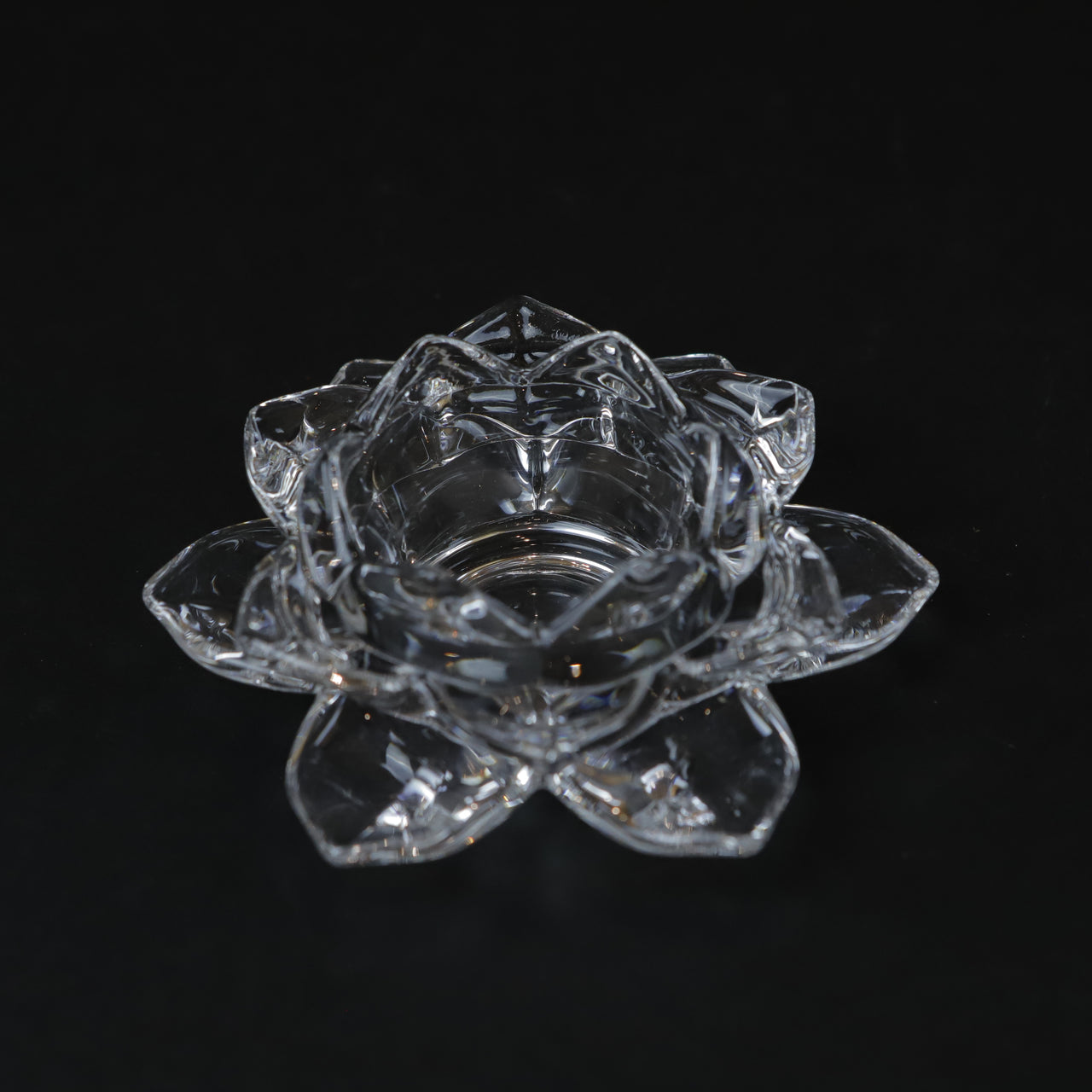 HCGL7155 - Lotus Candle Holder