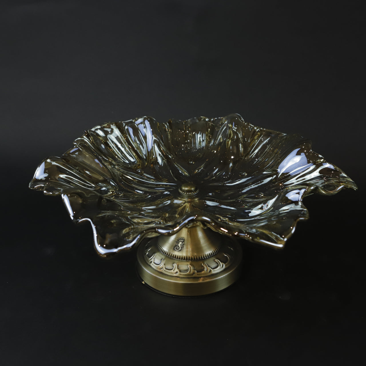 HCGL7156 - Elegant Pedestal Plate