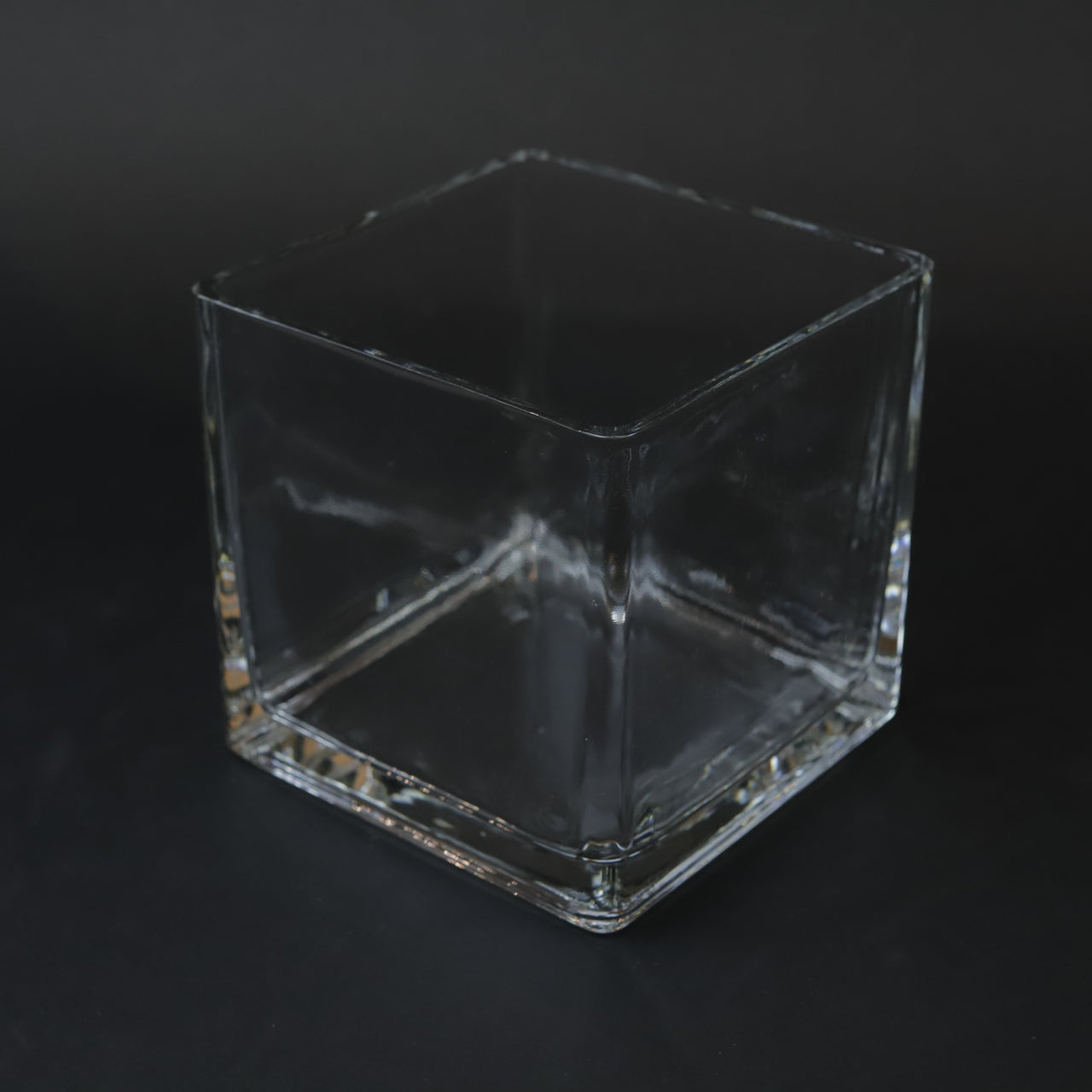 HCGL7319 - Large Square Vase
