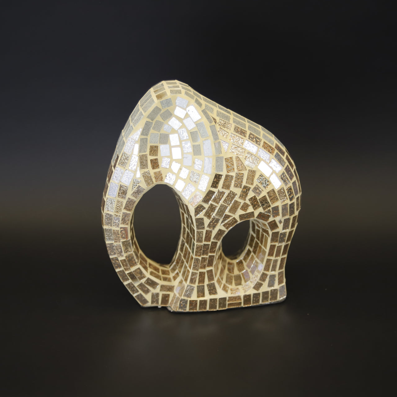 HCGL8245 - Champagne Elephant - M