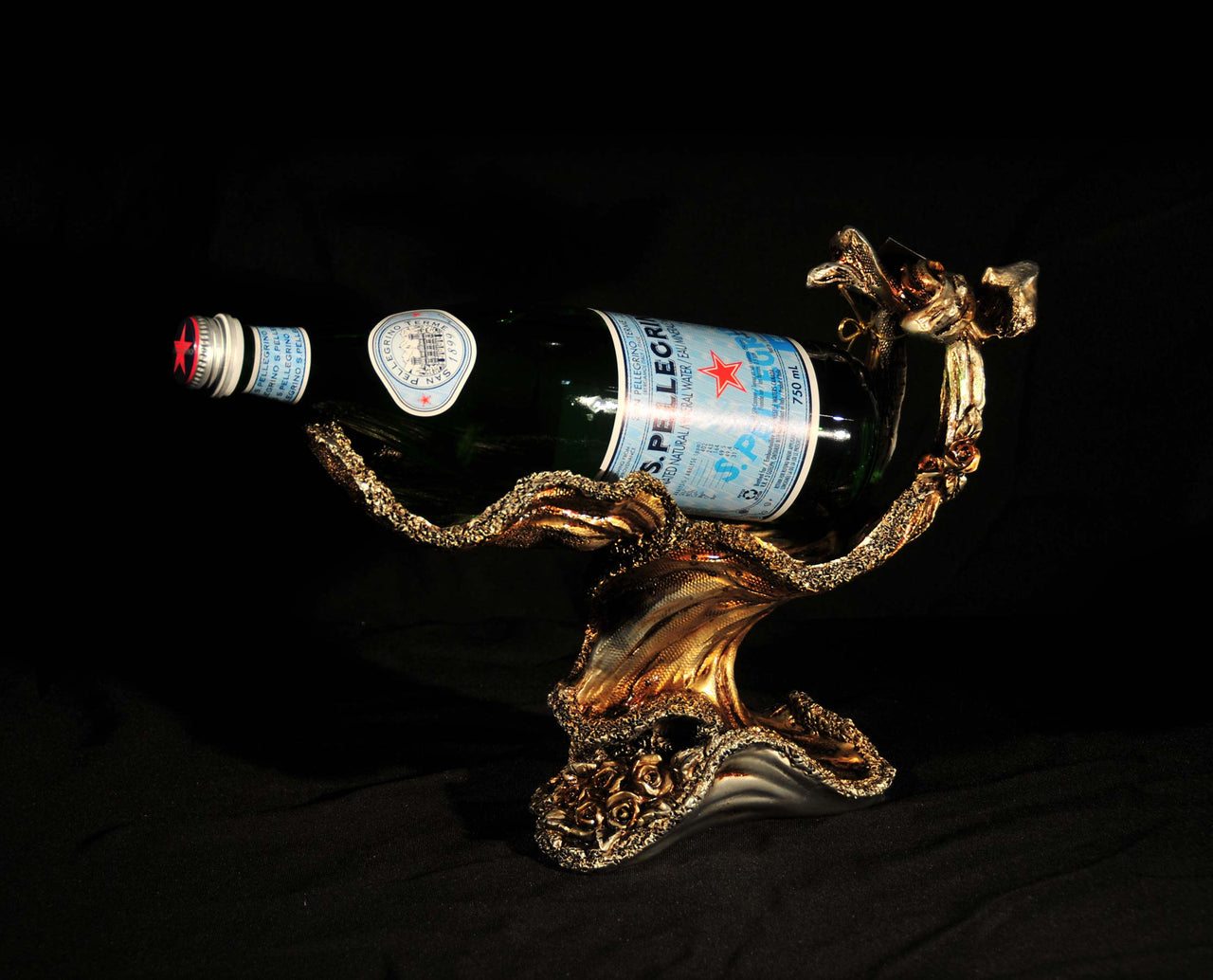 HCHD5114 - Wine Holder on Leaf