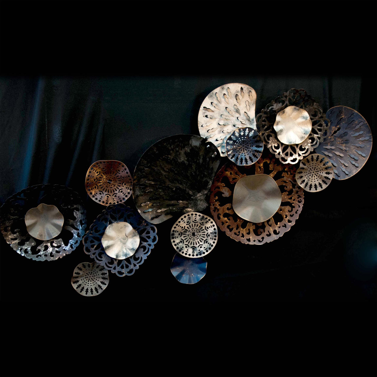 HCHD5247 - Blue Circles Metal Art