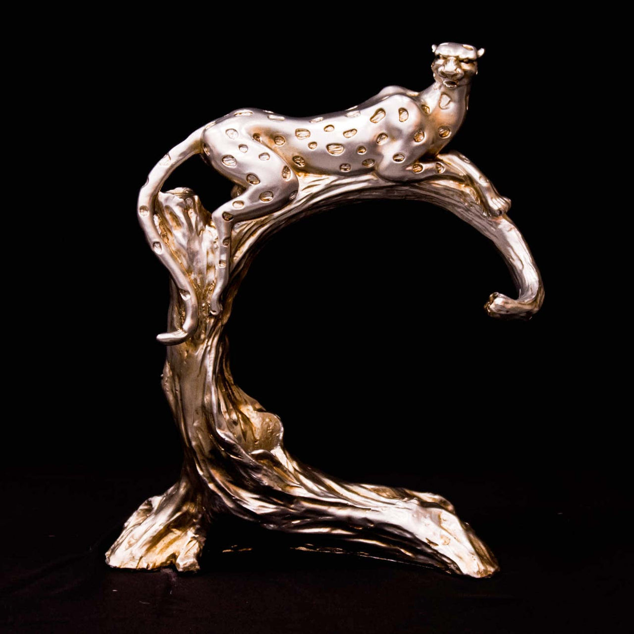HCHD5252 - Panther Wine Holder
