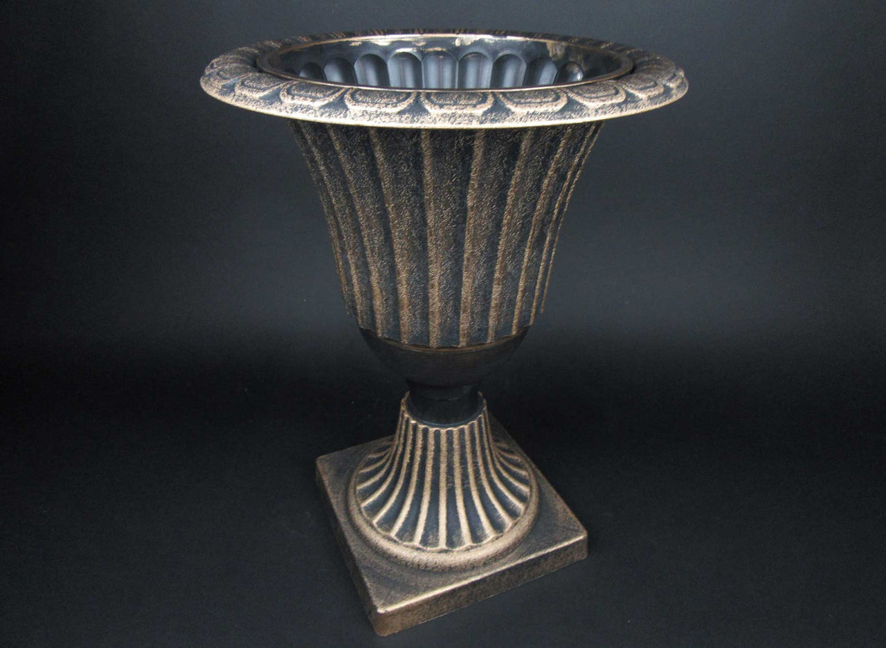 HCHD5335 - Gold Elegant Pedestal Pot Large