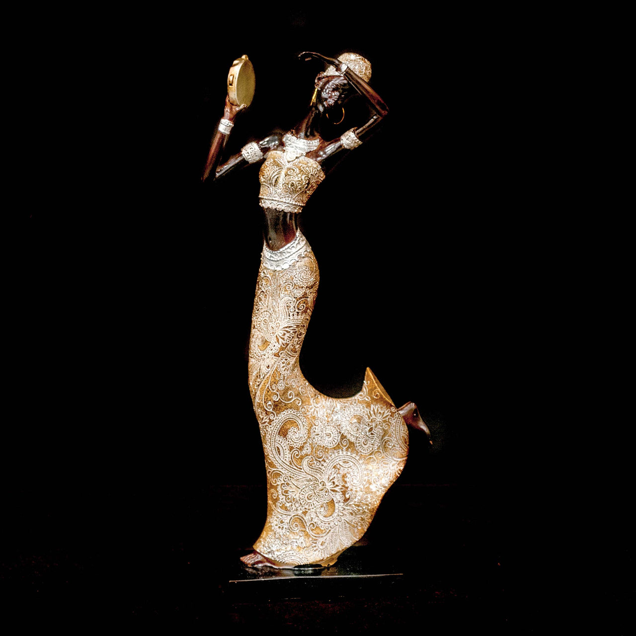 HCHD5400 - African Lady with Drums