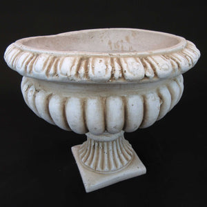 HCHD5655 - Cream Round Pedestal Pot