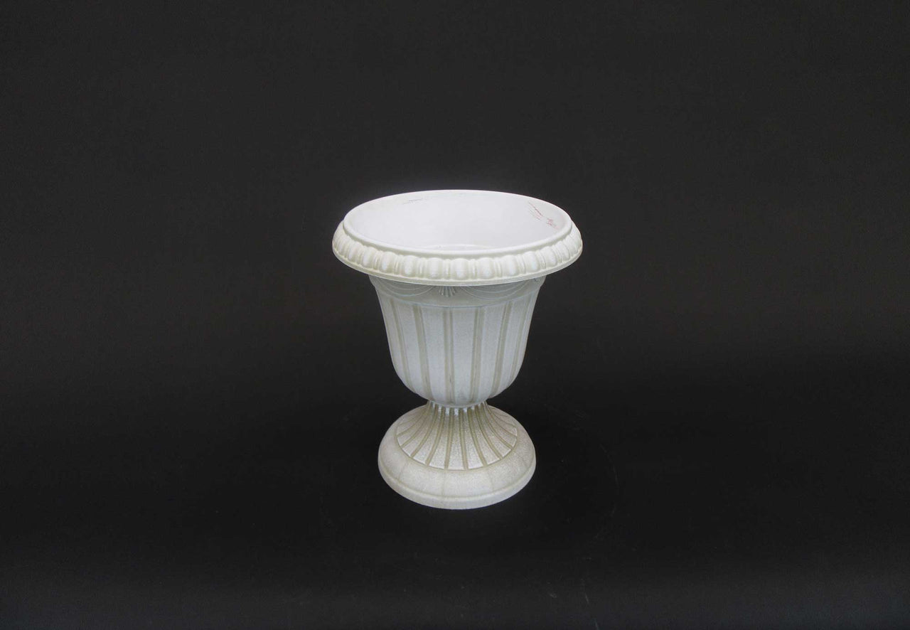 HCHD5661 - Cream Wide Pedestal Pot Small