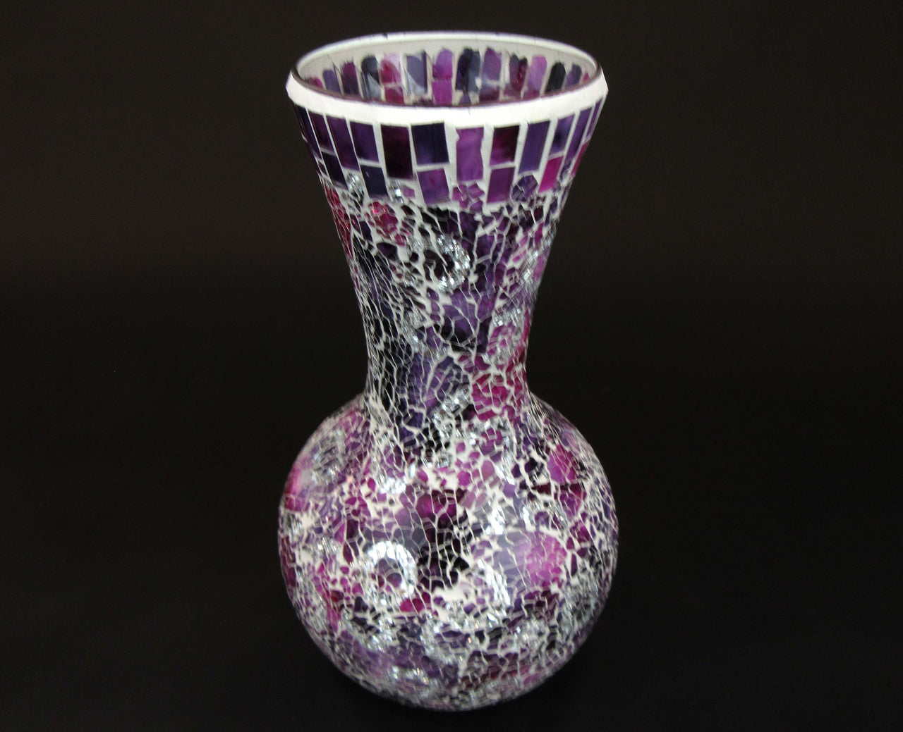 HCHD5786 - Magenta Glass Ball Vase