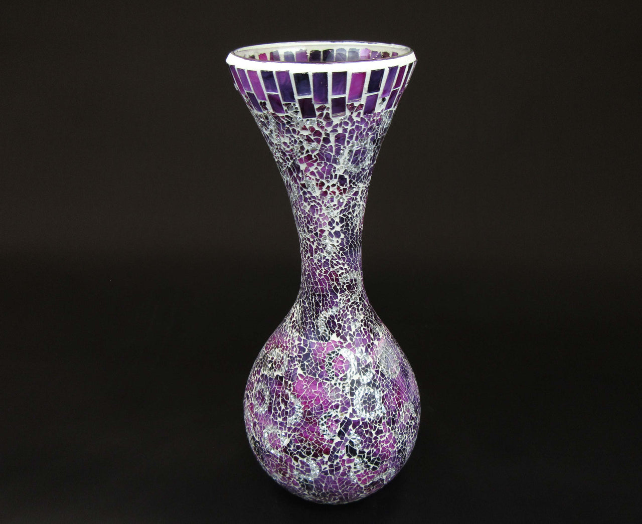 HCHD5787 - Magenta Glass Pedestal Vase