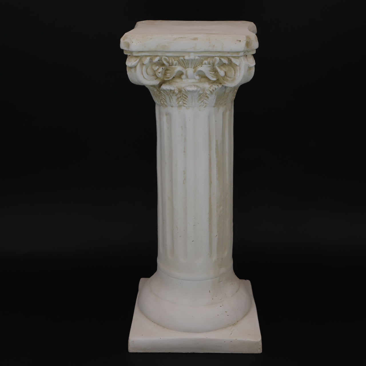 HCHD6067 - Cream Roman Pedestal