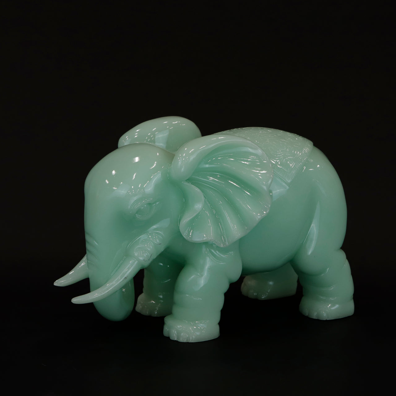 HCHD6192 - Jade Green Elephant Low Trunk