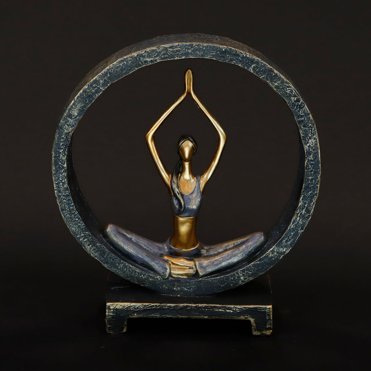 HCHD6280 - Yoga Lady Arms Up