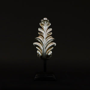 HCHD6486 - Silver Small Leaf on Stand