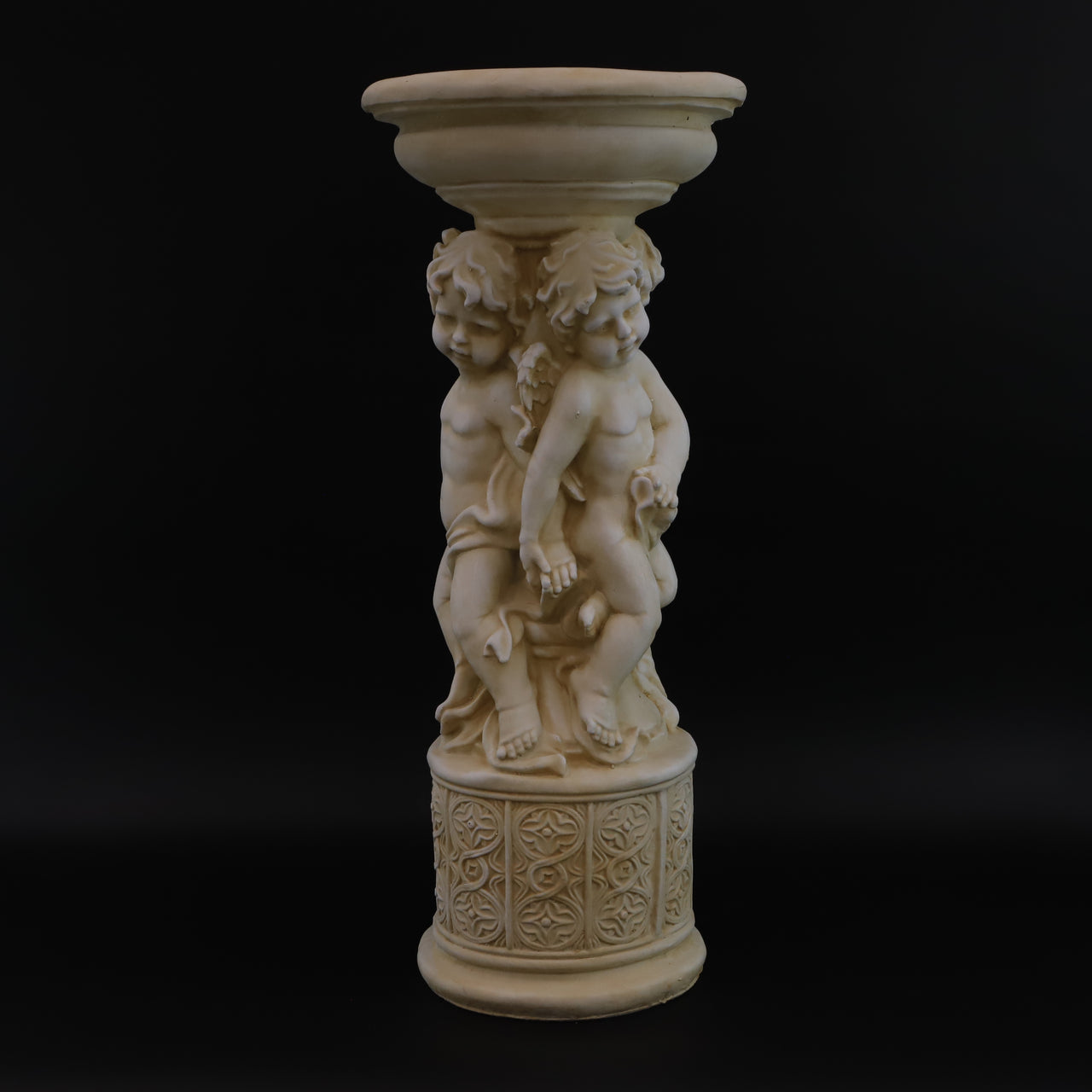 HCHD6547 - Cupid Birdbath