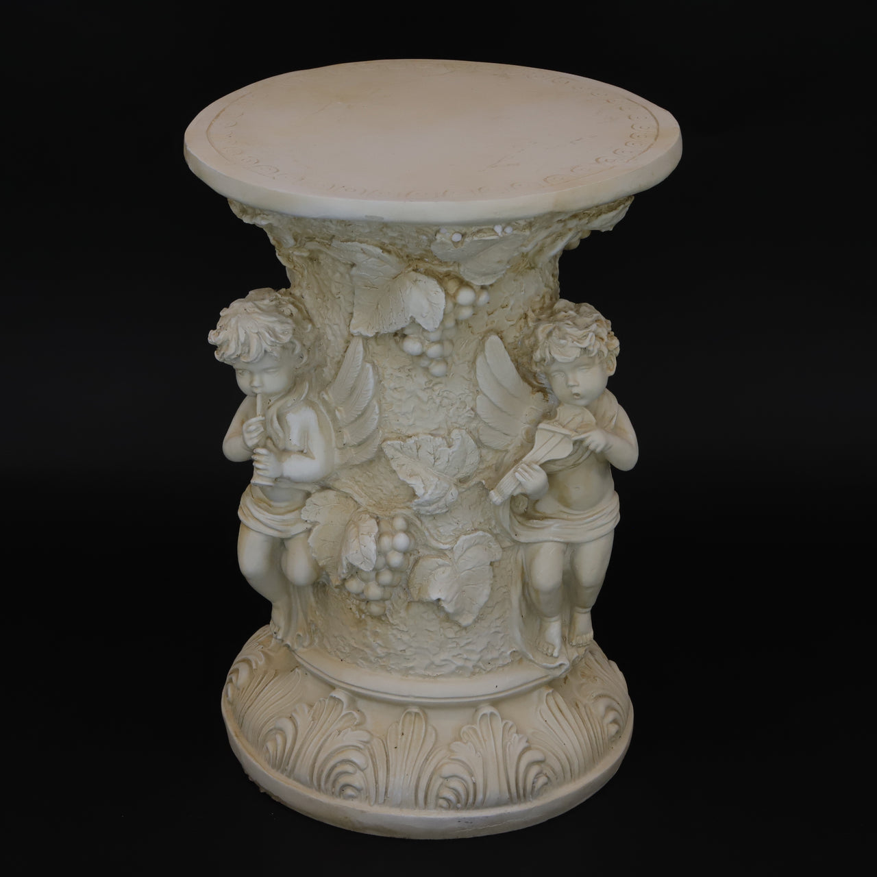 HCHD6548 - Cupid Grape Birthbath