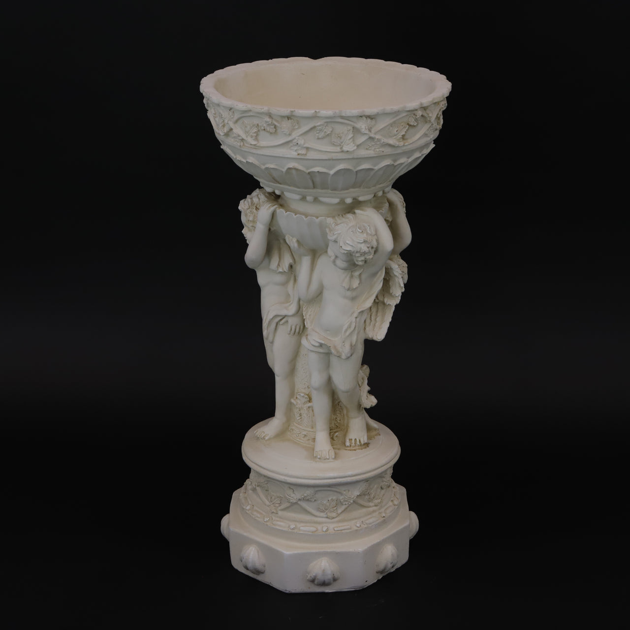 HCHD6549 - Boy and Girl Birdbath