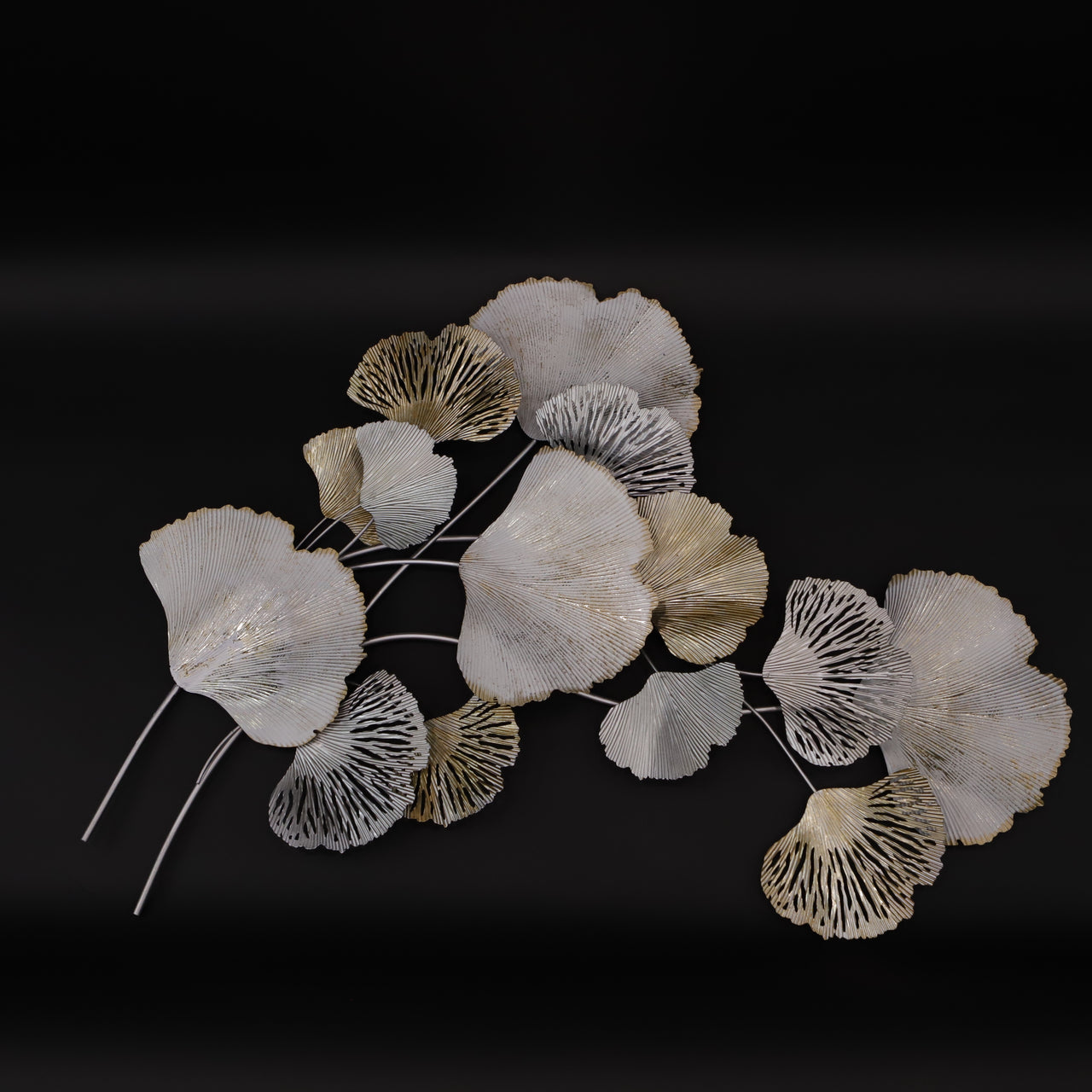 HCHD6597 - Cream/Silver Metal Art